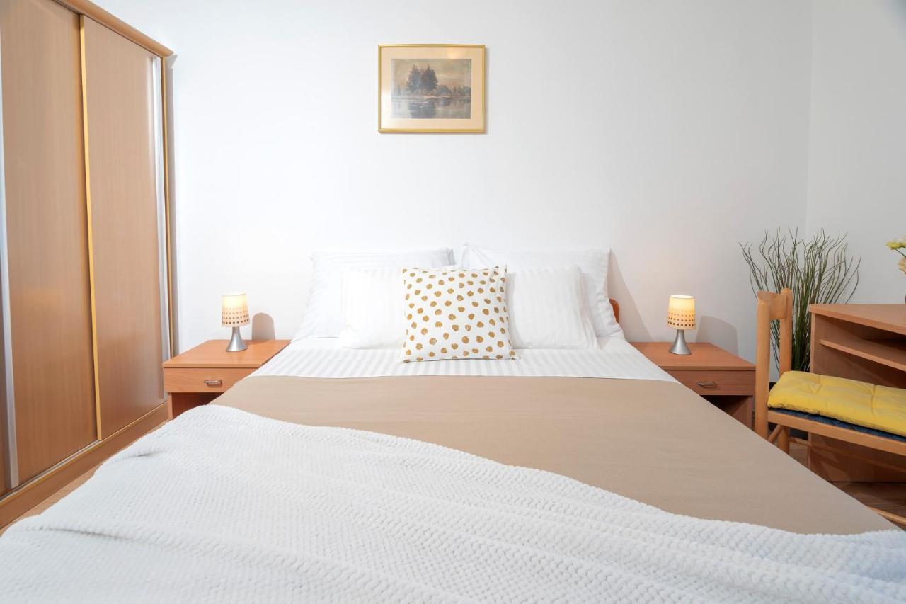 Novak Guesthouse - Zf Hvar Χβαρ Εξωτερικό φωτογραφία