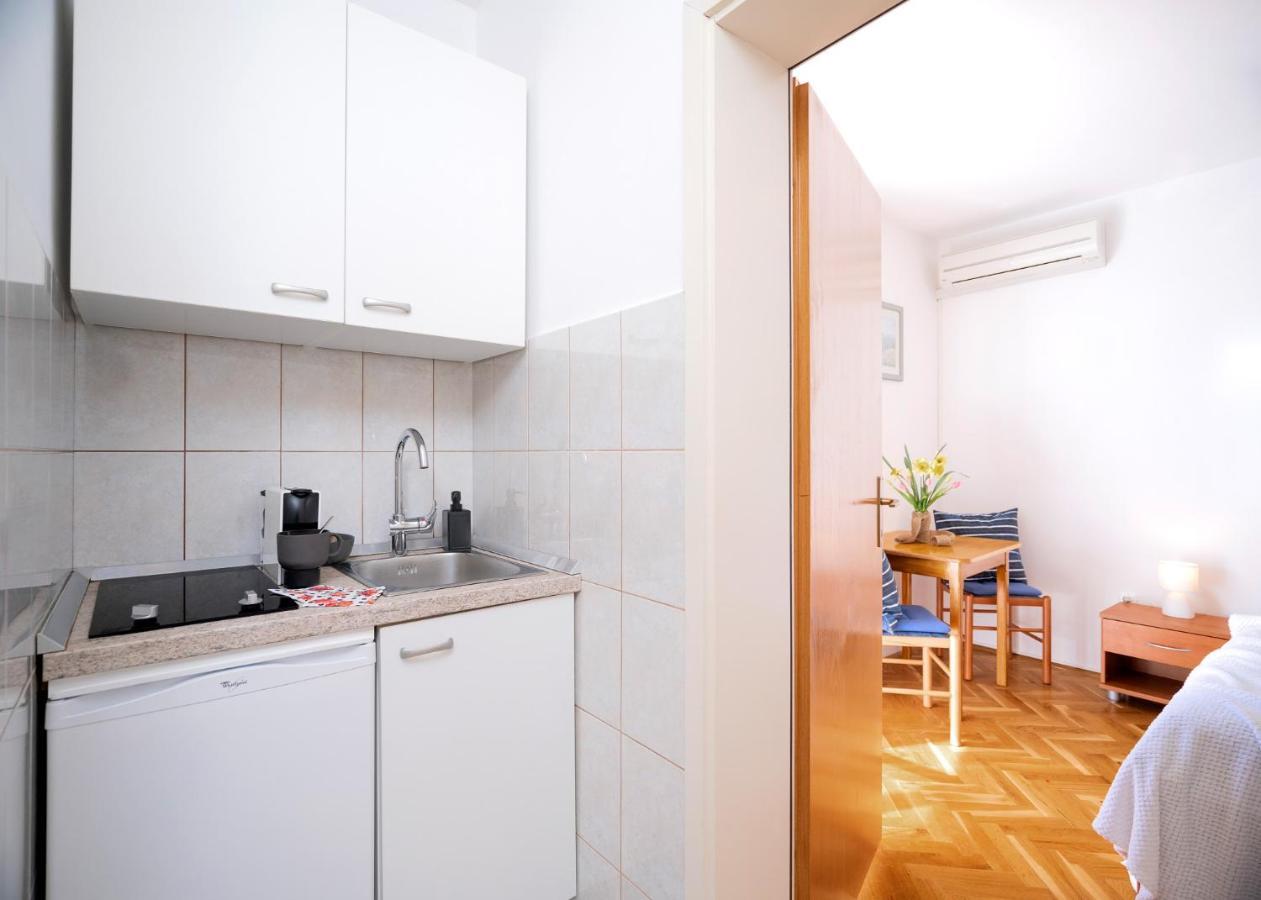 Novak Guesthouse - Zf Hvar Χβαρ Εξωτερικό φωτογραφία