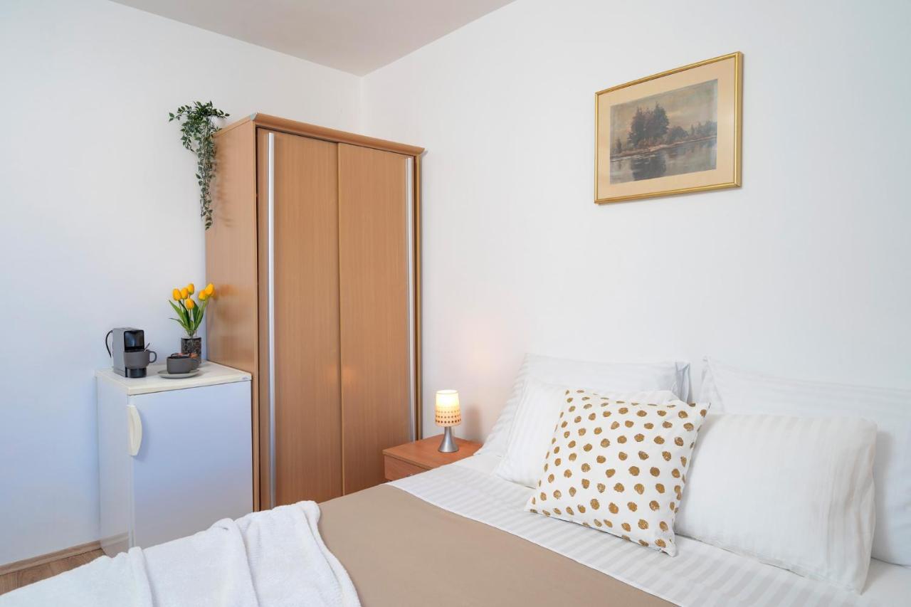 Novak Guesthouse - Zf Hvar Χβαρ Εξωτερικό φωτογραφία