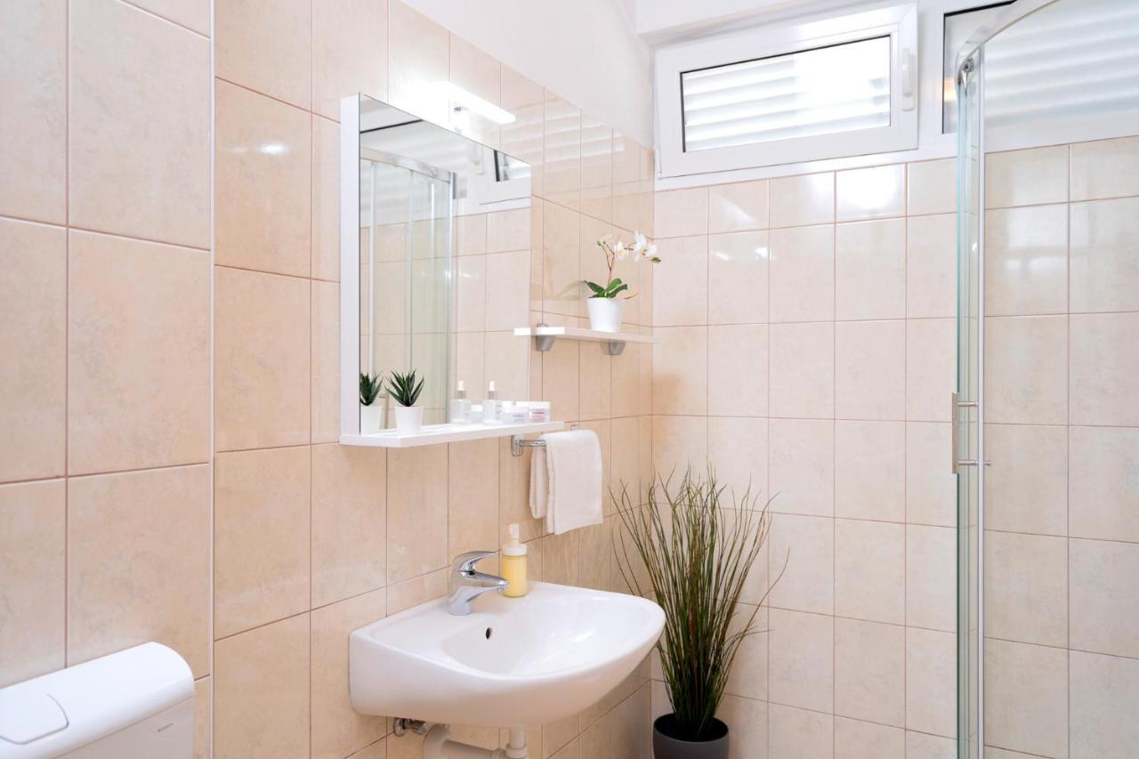 Novak Guesthouse - Zf Hvar Χβαρ Εξωτερικό φωτογραφία